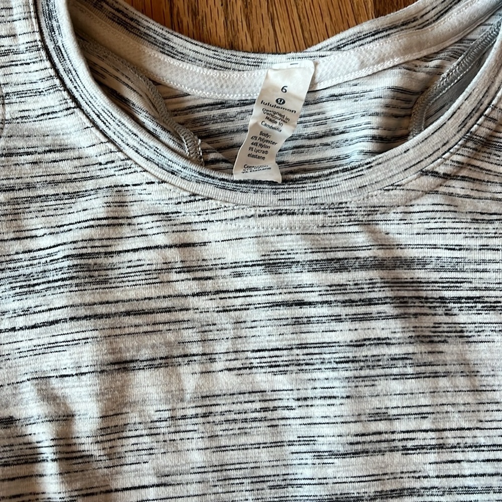 Lululemon Runderful Long Sleeve Space Dye Camo White Silver Spoon size 6 - Picture 4 of 7